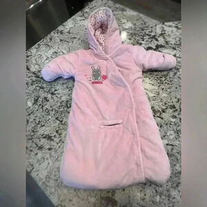 3-6 month old baby girl car seat/ snow suit